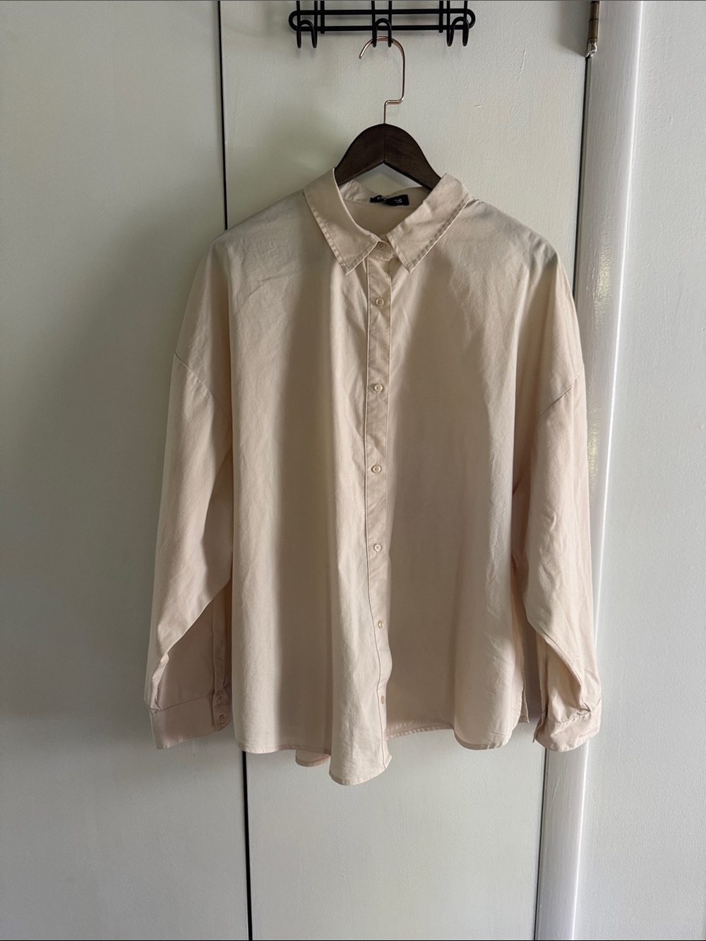 Express Men's Button-Down Shirt in Light Beige